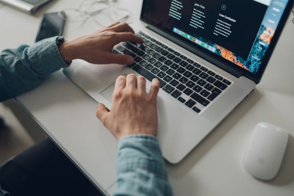 10 étapes essentielles pour créer votre site web réussi